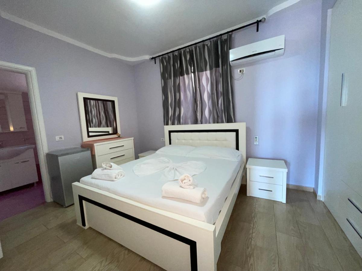 סרנדה Villa Xhevdet מראה חיצוני תמונה